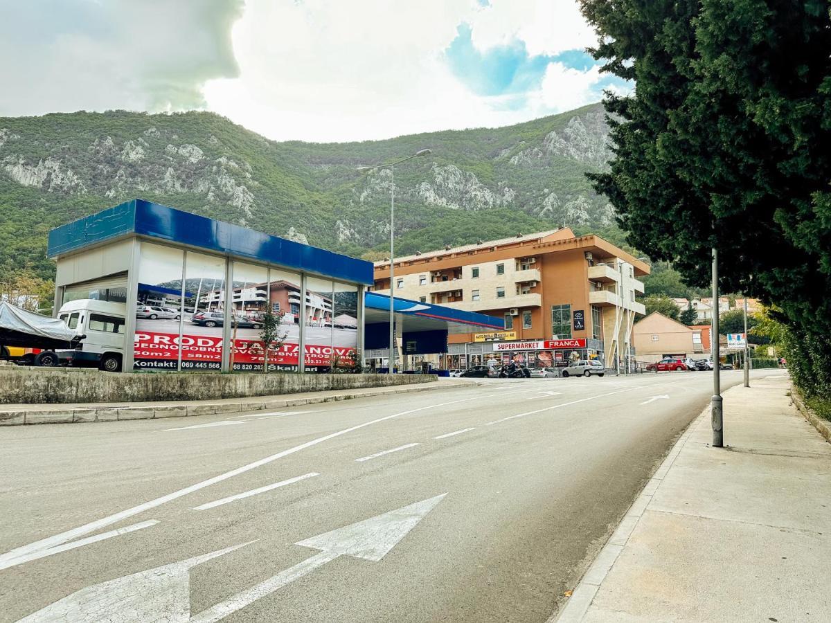 Sea View Apartment In Kotor ! Apartment Popica Exterior foto